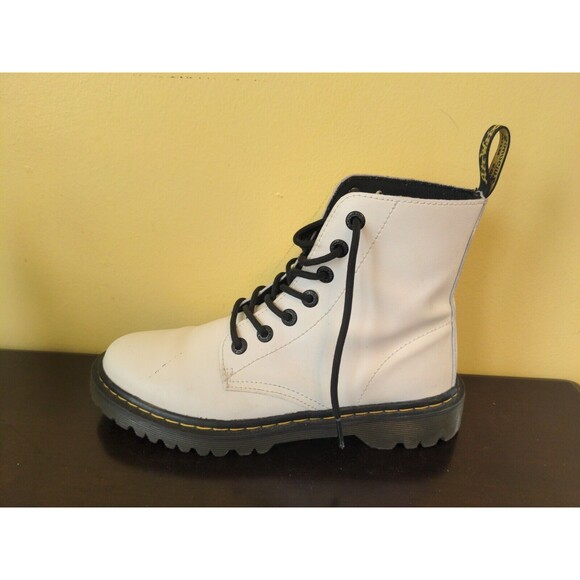 Dr. Martens Women's Combat Boots White AW004 Luana Lace Up Air Wair Size 8 Nice - Picture 2 of 14